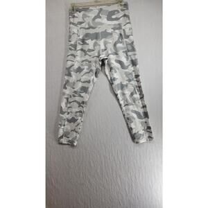 Bally Total Fitness M Capri Athletic Workout Pants Gray Camouflage Pockets NWOT